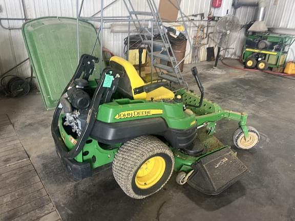 Image of John Deere Z930A equipment image 4