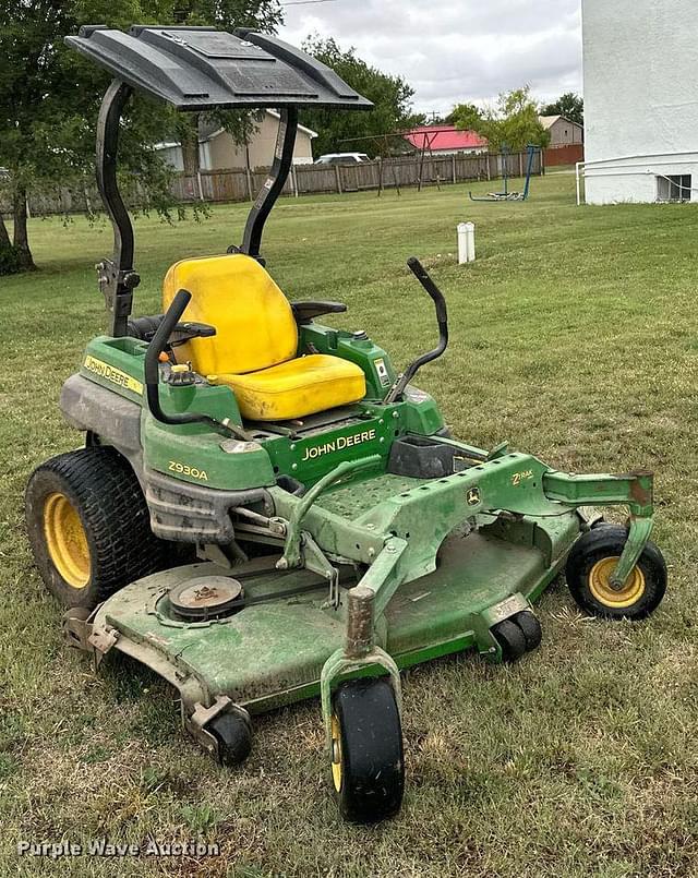 Image of John Deere Z930A equipment image 2