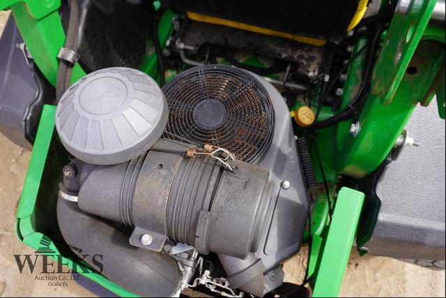 Image of John Deere Z930M equipment image 4