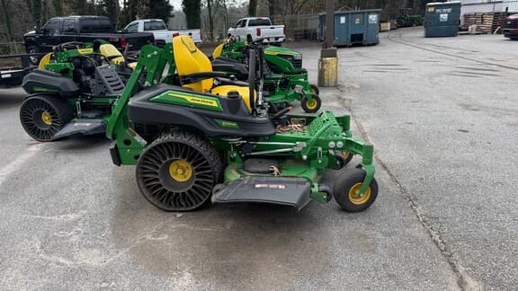 Image of John Deere Z930M equipment image 2