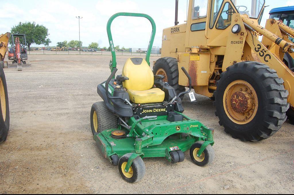 Image of John Deere Z930M Image 1