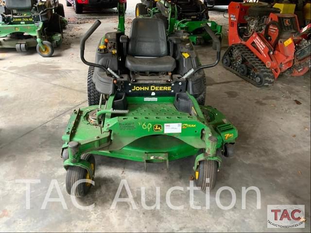 Image of John Deere Z930M equipment image 1