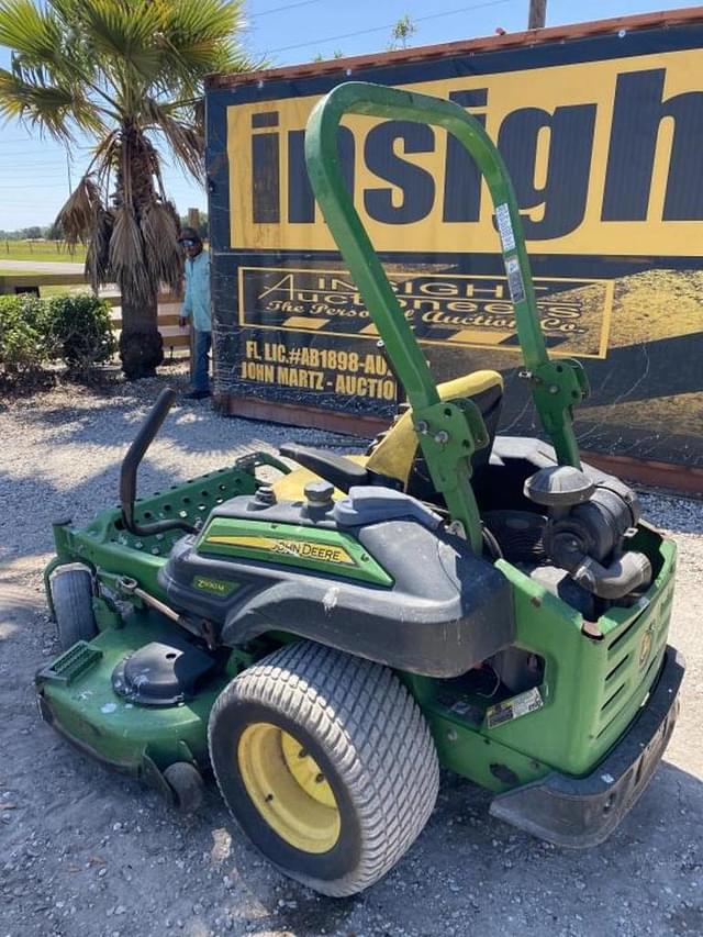 Image of John Deere Z930M equipment image 1