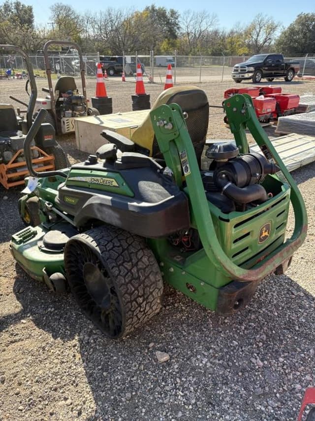 Image of John Deere Z930M equipment image 4