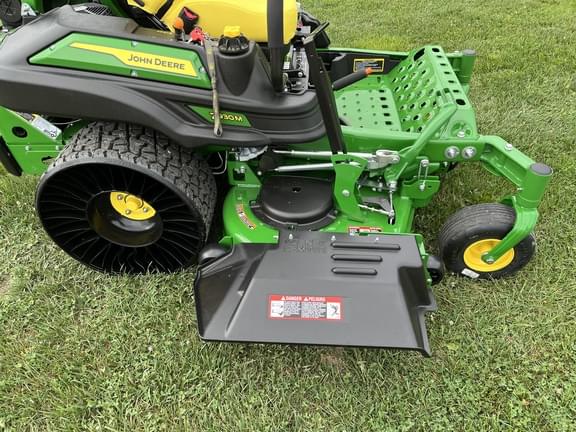 Image of John Deere Z930M equipment image 4