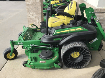 Main image John Deere Z930M
