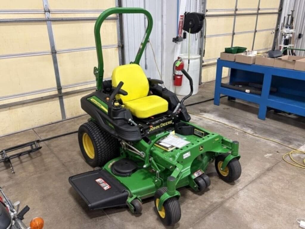 Image of John Deere Z930M Primary image