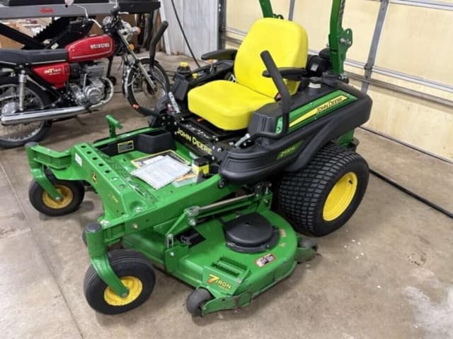 Image of John Deere Z930M equipment image 2