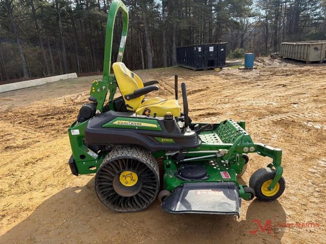 Image of John Deere Z930M equipment image 1