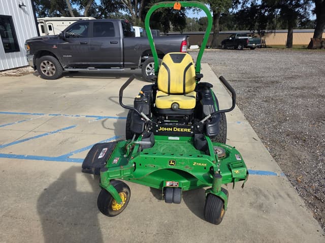 Image of John Deere Z930M equipment image 1