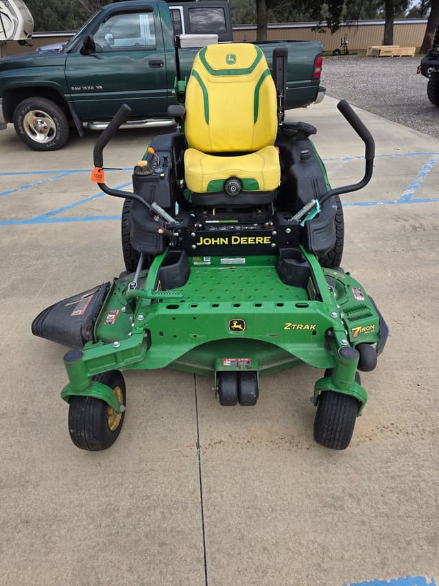 Image of John Deere Z930M equipment image 1