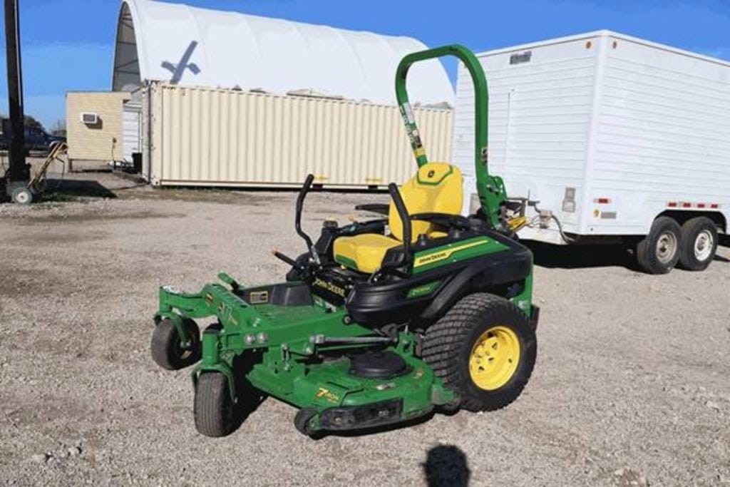 John Deere Z930M Equipment Image0