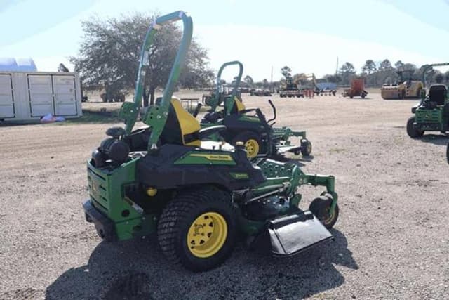 Image of John Deere Z930M equipment image 2