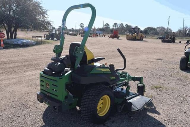 Image of John Deere Z930M equipment image 2