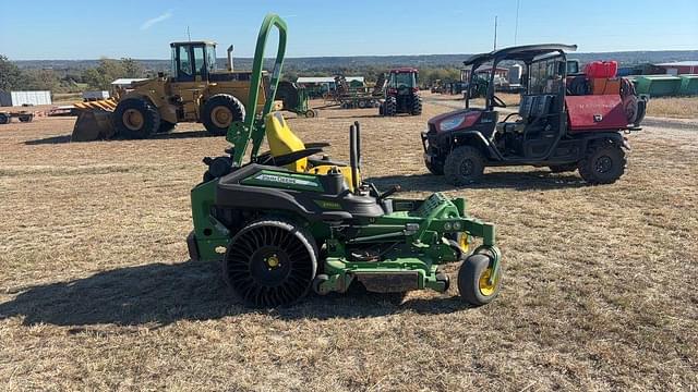 Image of John Deere Z930M equipment image 4