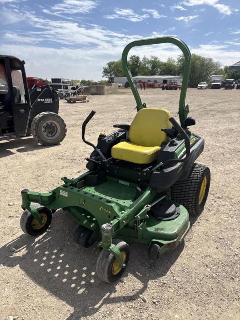 John Deere Z930M Equipment Image0