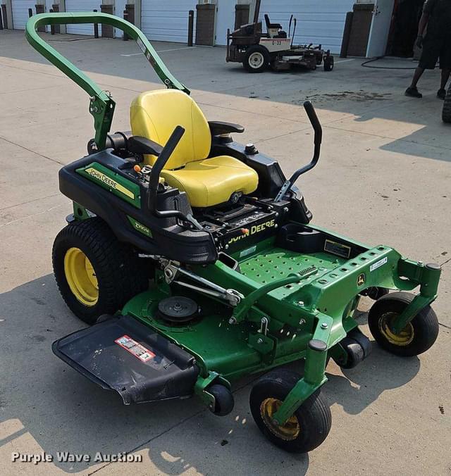 Image of John Deere Z930M equipment image 2