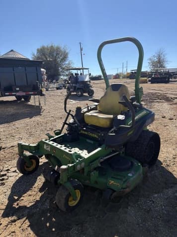 Main image John Deere Z930M