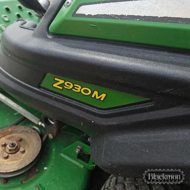 Image of John Deere Z930M equipment image 3