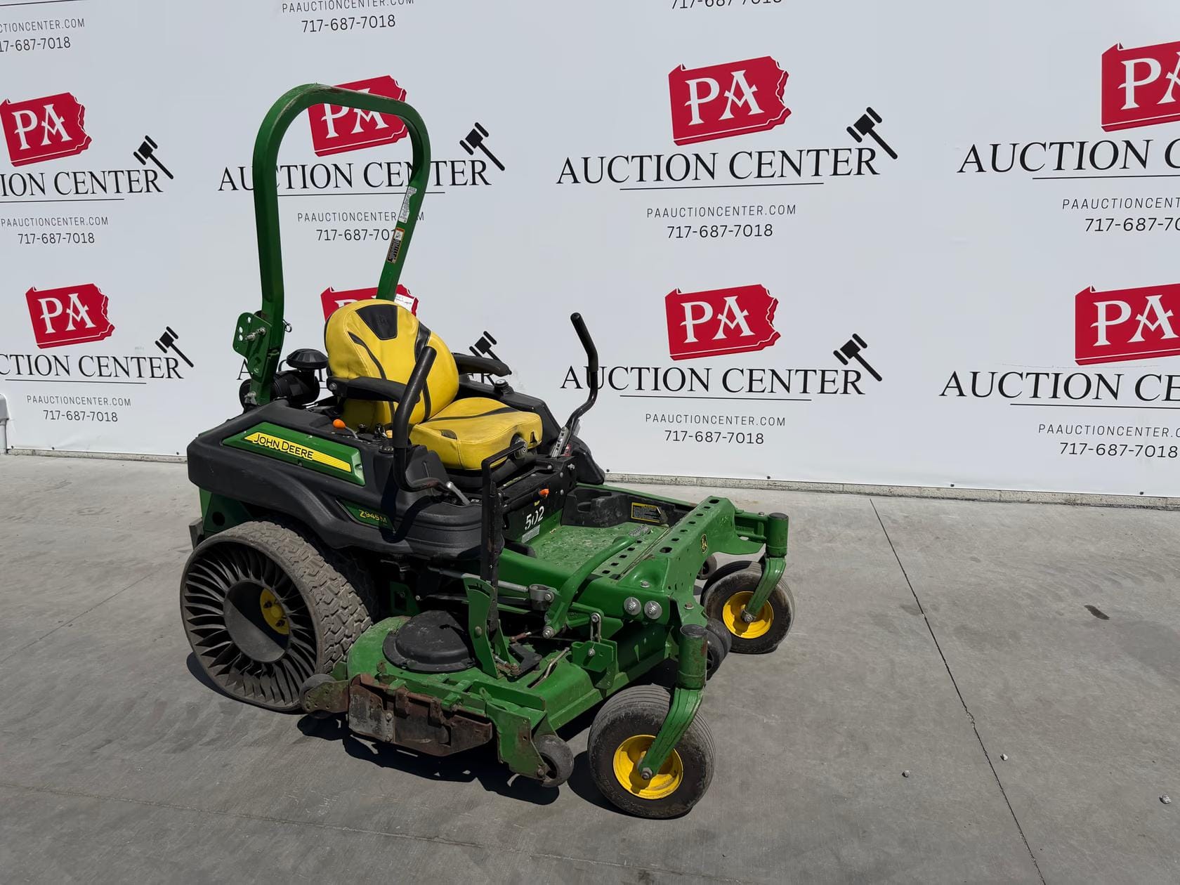 John Deere Z945M Equipment Image0
