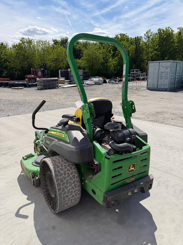 Image of John Deere Z945M equipment image 2