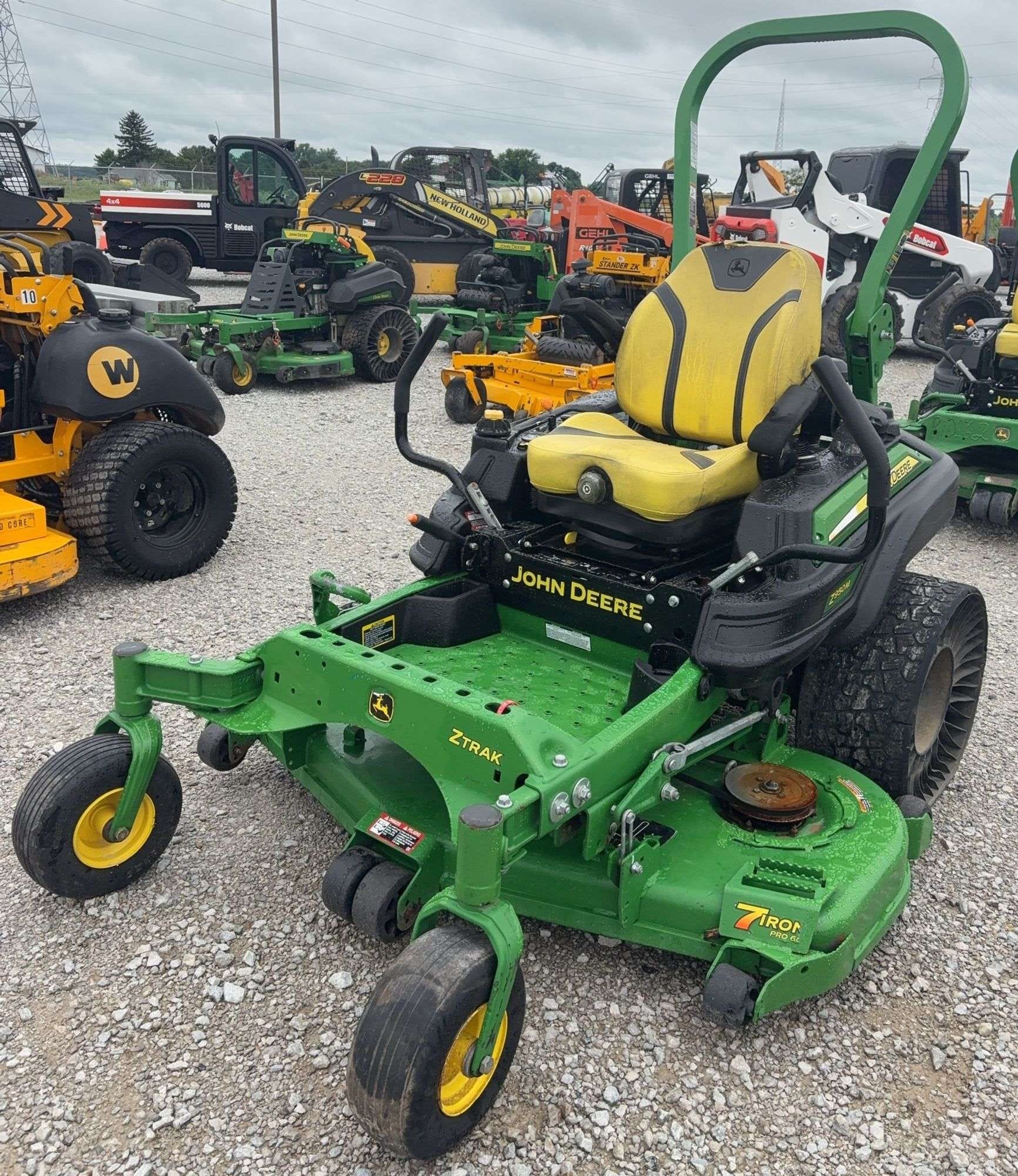 John Deere Z950M Equipment Image0