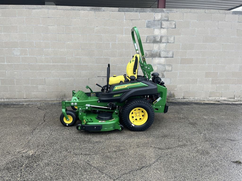 Image of John Deere Z950M Primary image