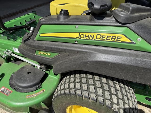 Image of John Deere Z950R equipment image 2