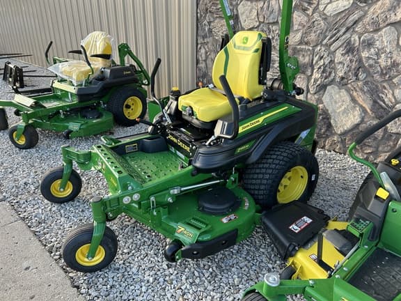 Image of John Deere Z955M equipment image 2