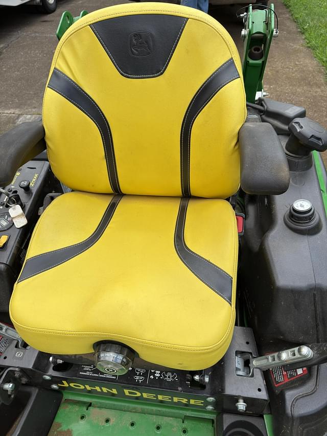 Image of John Deere Z960M equipment image 1