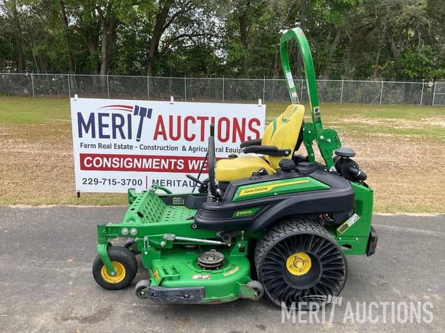 Image of John Deere Z960M equipment image 1