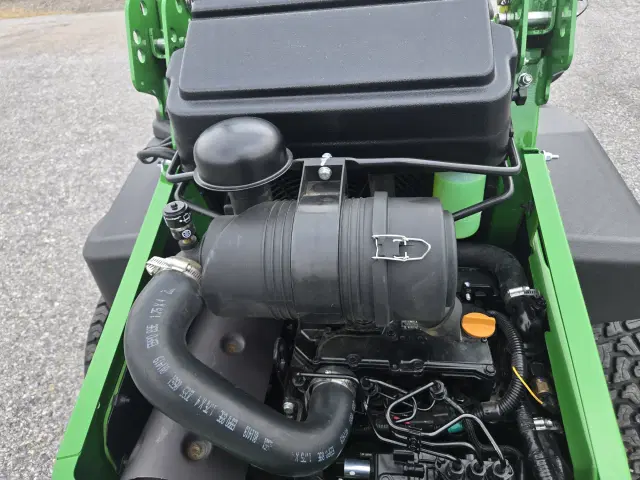 Image of John Deere Z994R equipment image 3