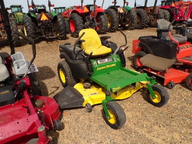Image of John Deere Z445 equipment image 3
