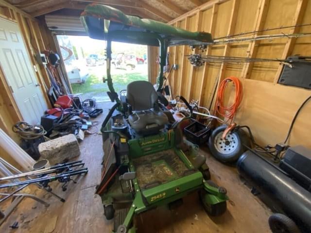 Image of John Deere Z545R equipment image 2