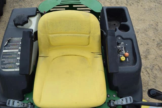 Image of John Deere Z425 equipment image 3