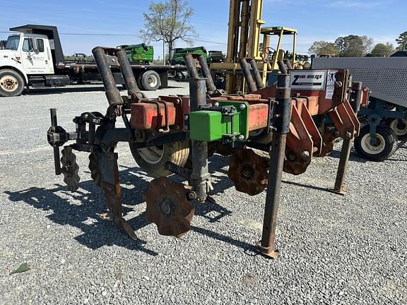 Image of Unverferth Zone-Builder 132 equipment image 3