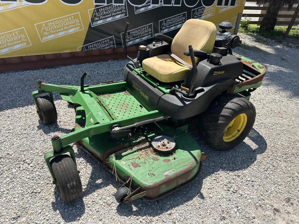 Image of John Deere ZTrak Primary image