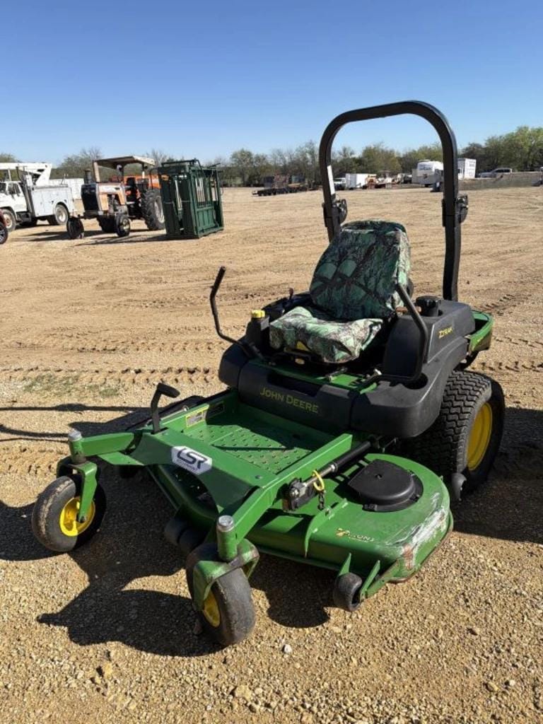 John Deere 757 Equipment Image0