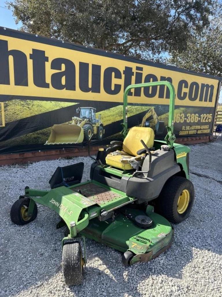 John Deere 997 Equipment Image0