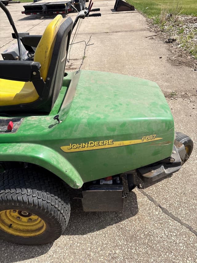 Image of John Deere F687 equipment image 4