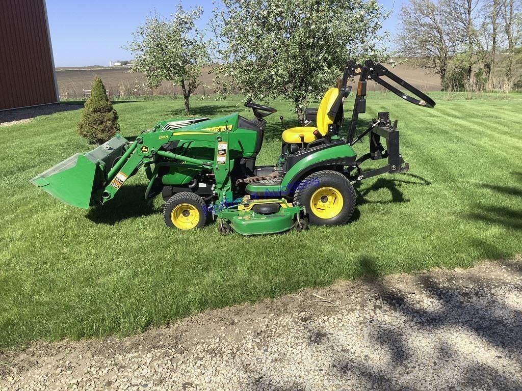 Image of John Deere 1025R Primary image