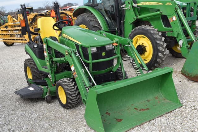 Image of John Deere 1025R equipment image 2