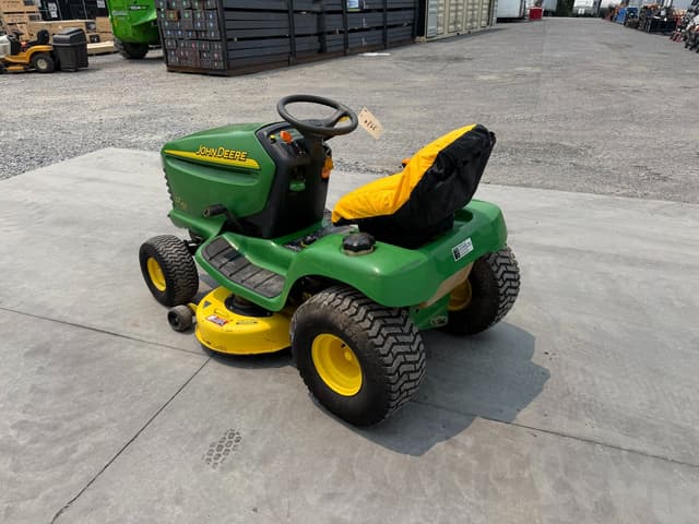 Image of John Deere LT150 equipment image 2