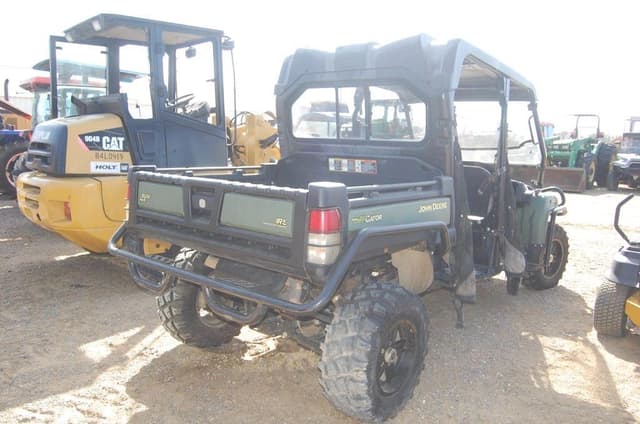 Image of John Deere Gator XUV 825i S4 equipment image 2
