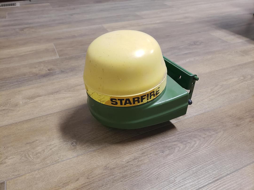 Image of John Deere Starfire Image 0