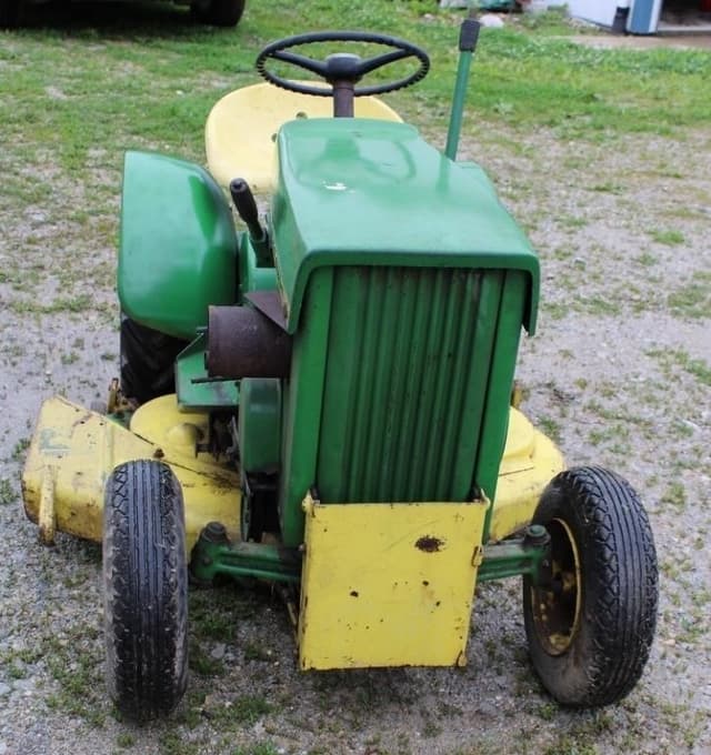 Image of John Deere 110 equipment image 1
