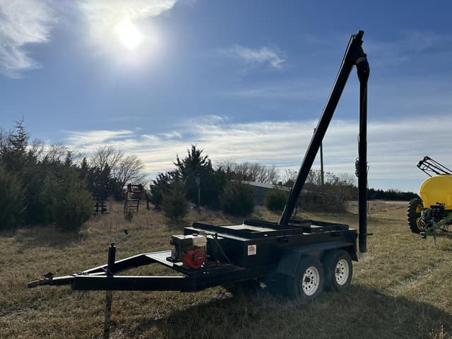 Image of J.R. Welding, Inc. Roth Seed Caddy equipment image 1