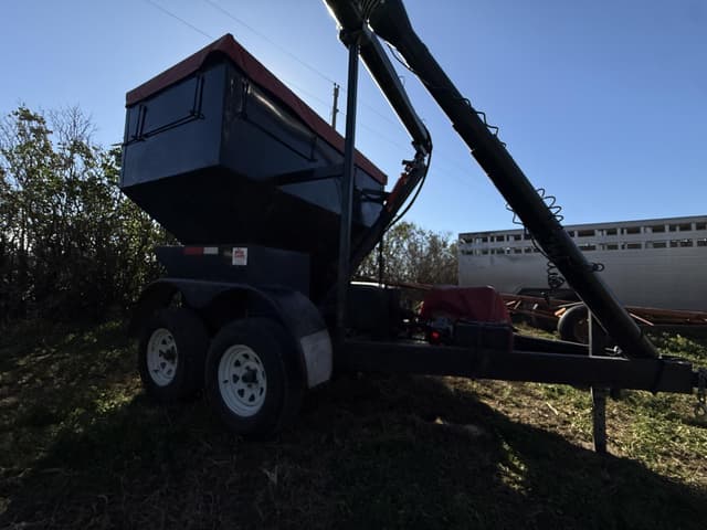 Image of J.R. Welding, Inc. Roth Seed Caddy equipment image 2