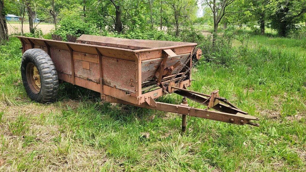 Image of International Harvester 155 Primary image