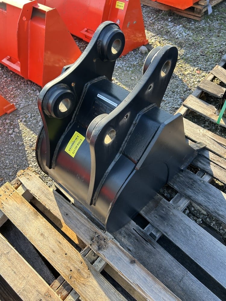 Kubota K6164 Equipment Image0